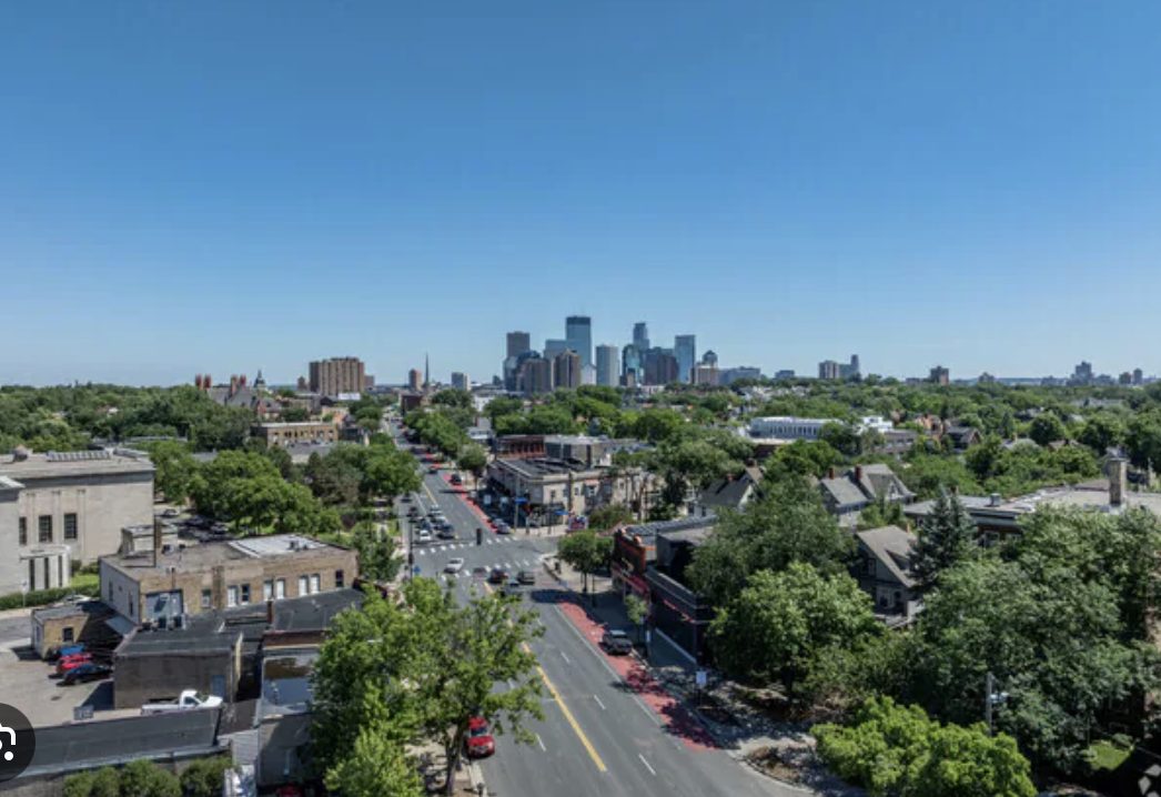 Lowry Hill streets and homes